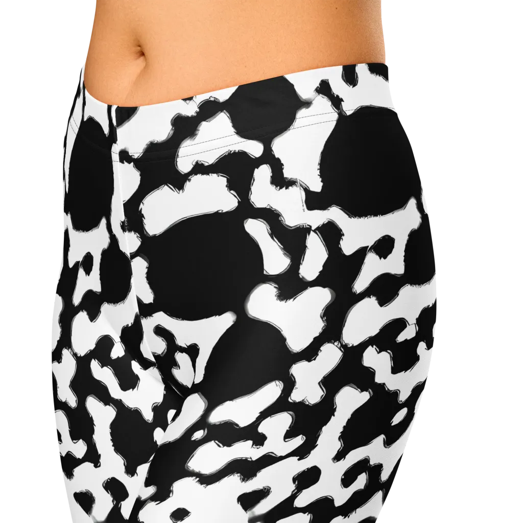 Inkblot Current on Capri Leggings — Zoomed-in