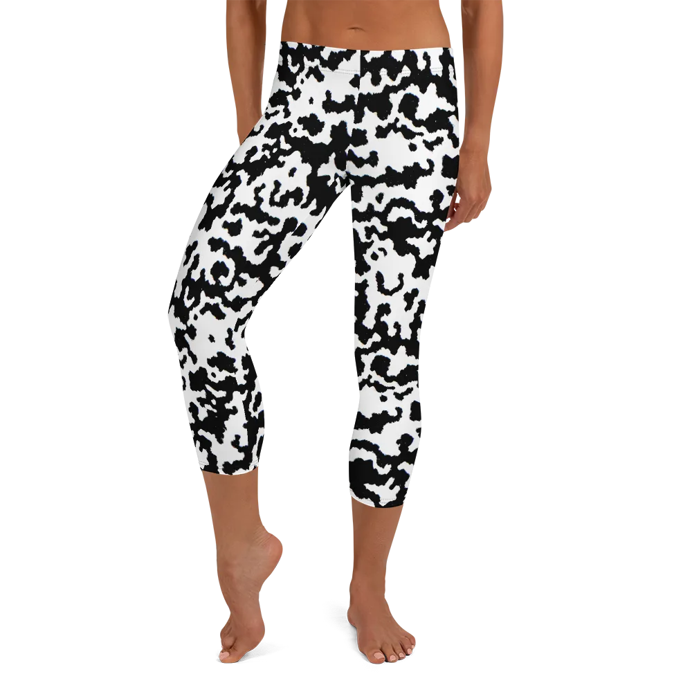 Blackwater Hide on Capri Leggings — Front