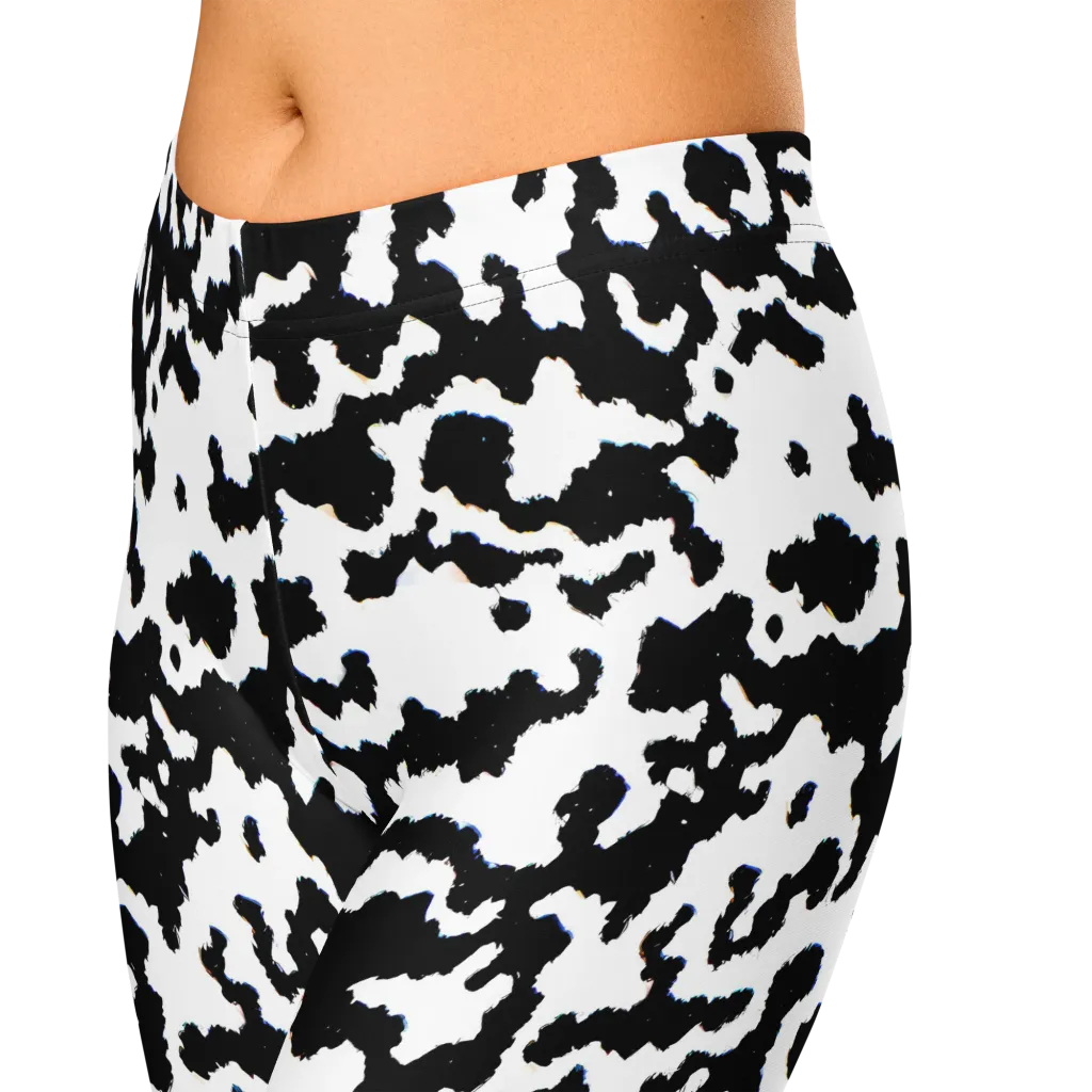 Blackwater Hide on Capri Leggings — Zoomed-in