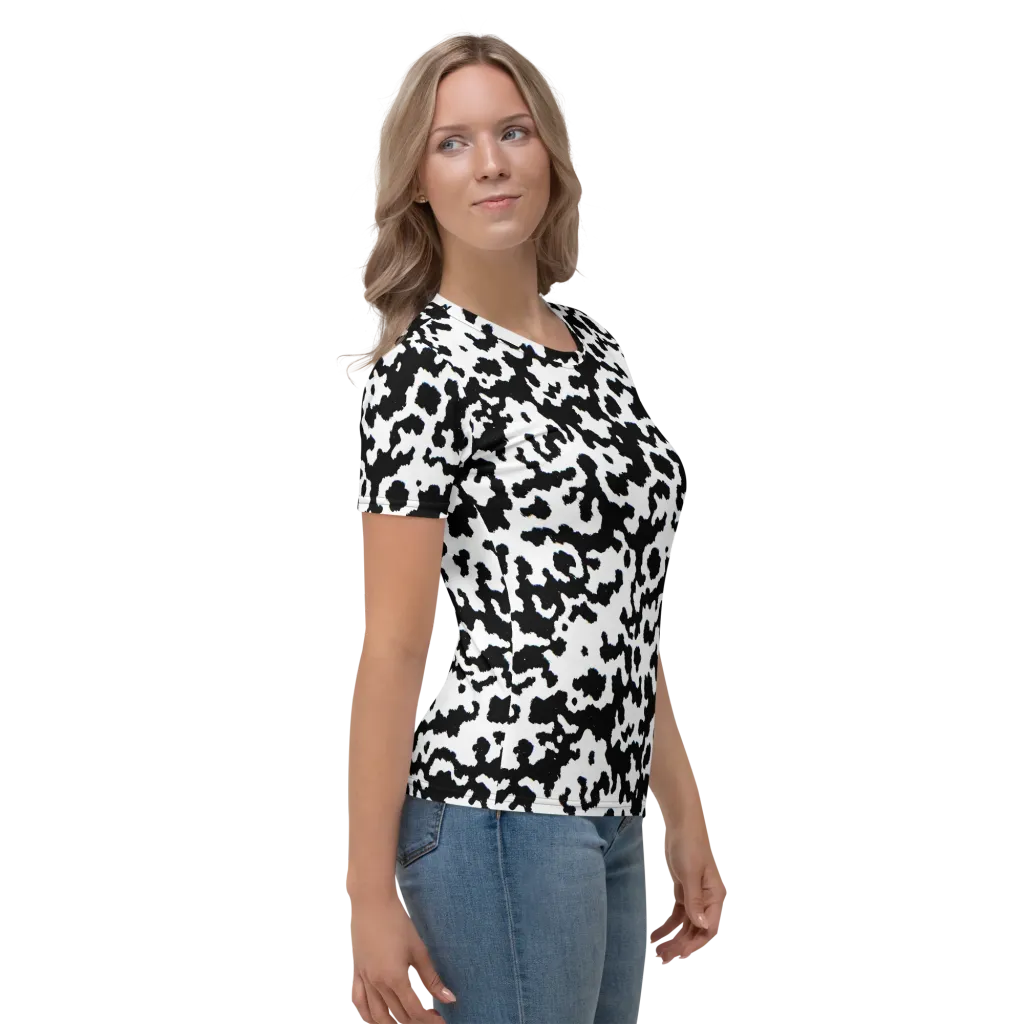Blackwater Hide on Women's Crew Neck T-Shirt — Right