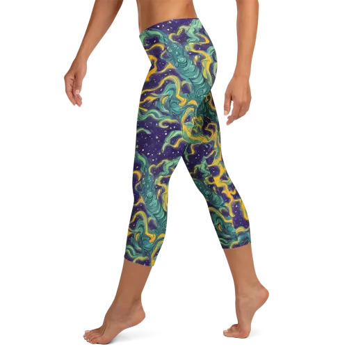 Viridian Eclipse on a Capri Leggings