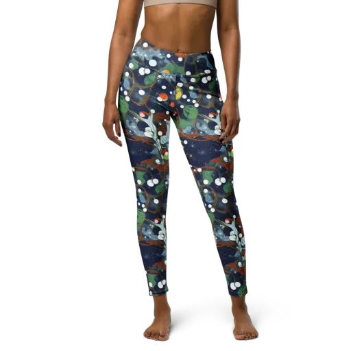 Indigo Wilds on a Yoga Leggings