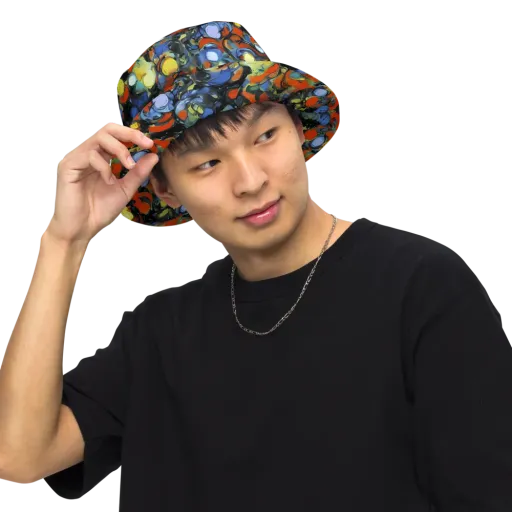 The Vivid Collapse on a Reversible Bucket Hat
