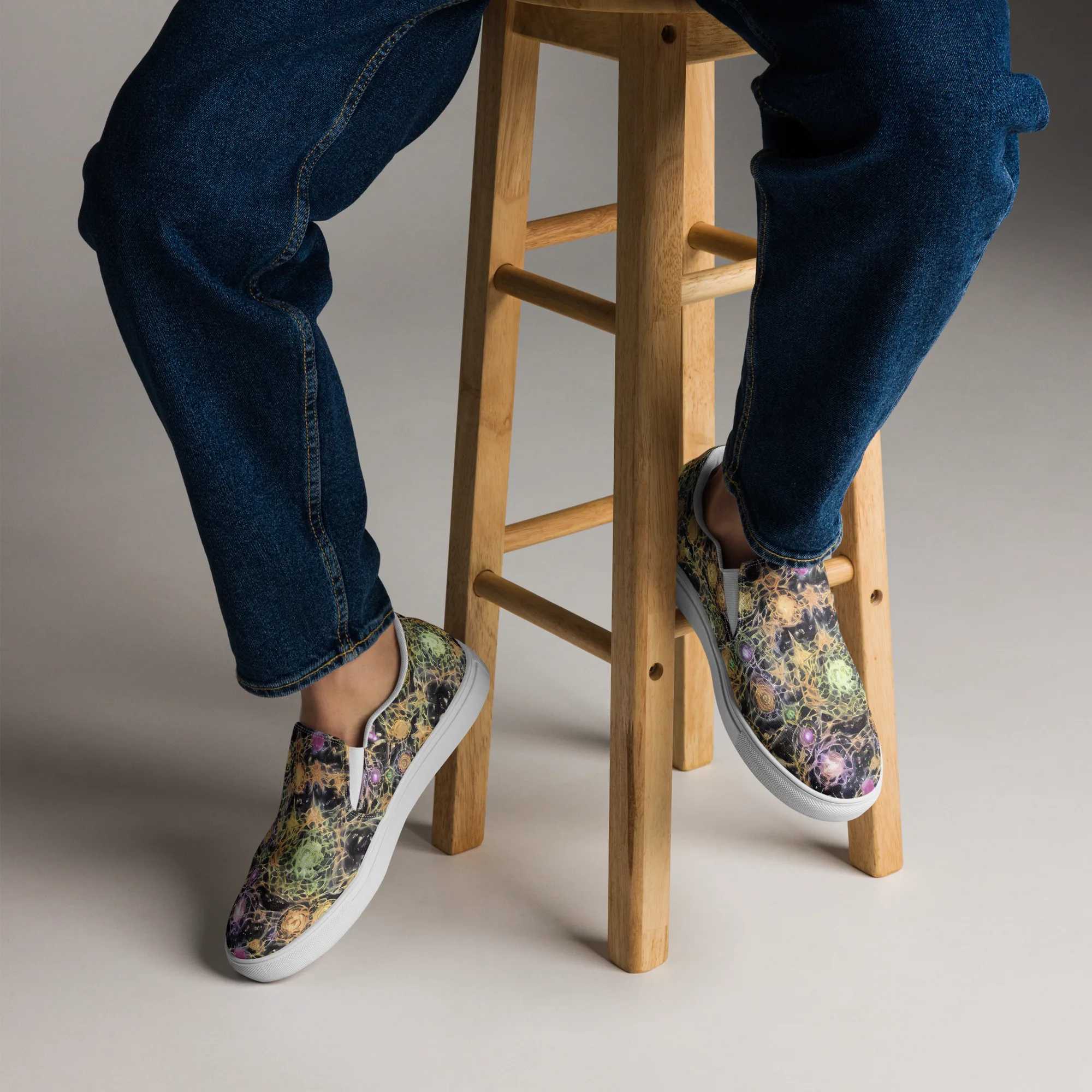 Nebula Thicket on Men's Slip-On Canvas Shoes — Front