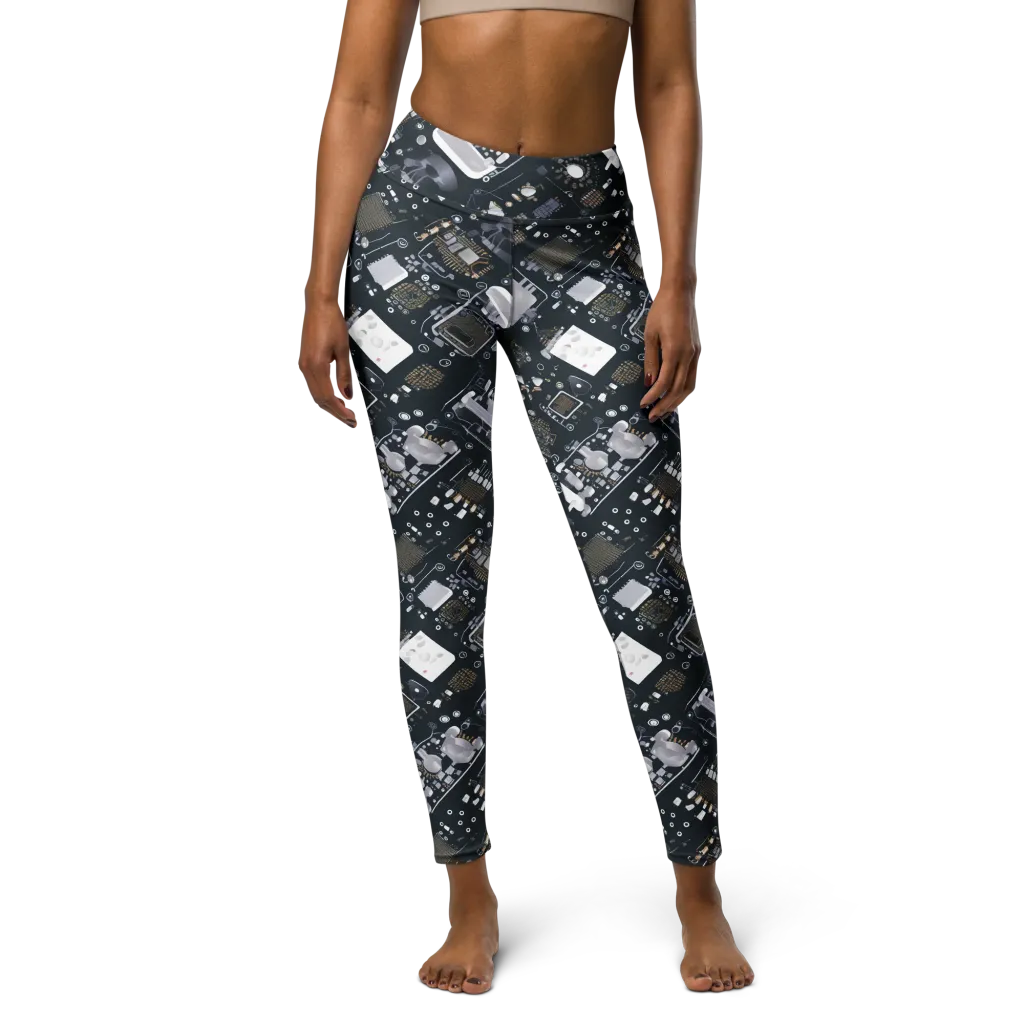 Circuit Noir on Yoga Leggings — Front