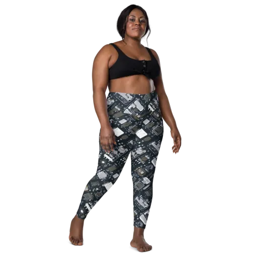 Circuit Noir on a Leggings with Pockets