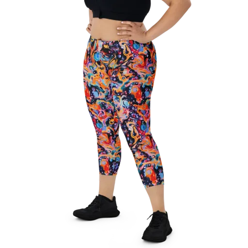 Molten Voltage on a Capri Leggings