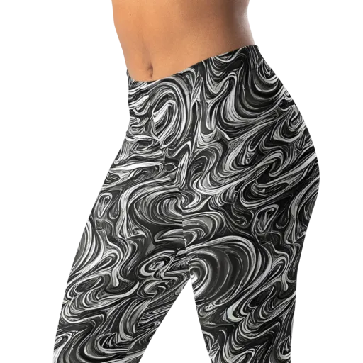 Noir Marble on a Leggings