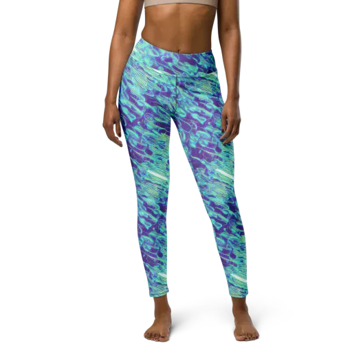 Aqua Fever on a Yoga Leggings