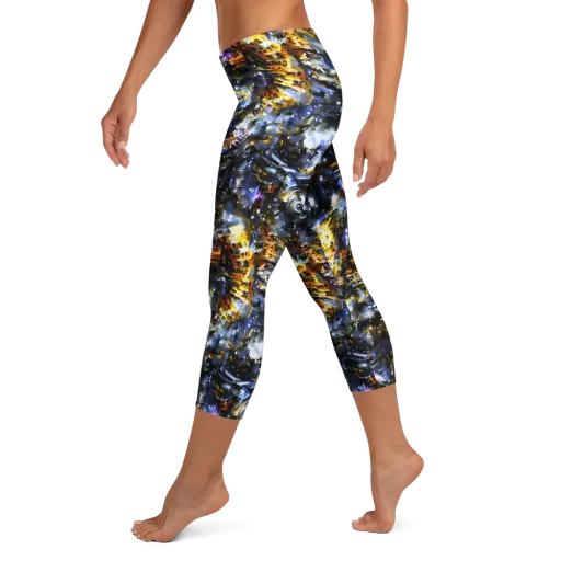 Obsidian Aurora on a Capri Leggings