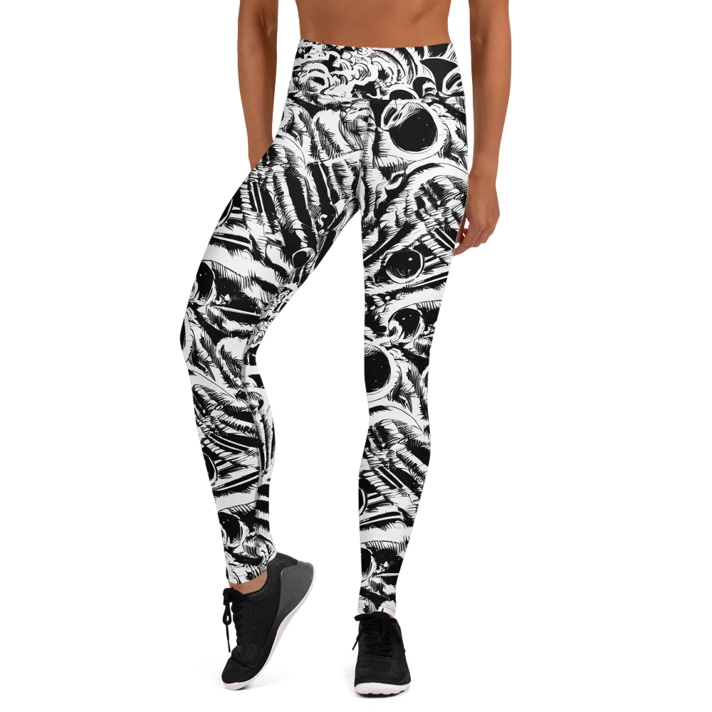 Ink Jungle on Yoga Leggings — Front