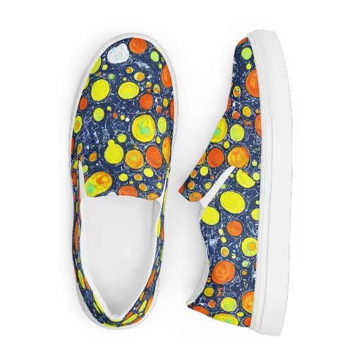 Citrus Cosmos on a Men's Slip-On Canvas Shoes