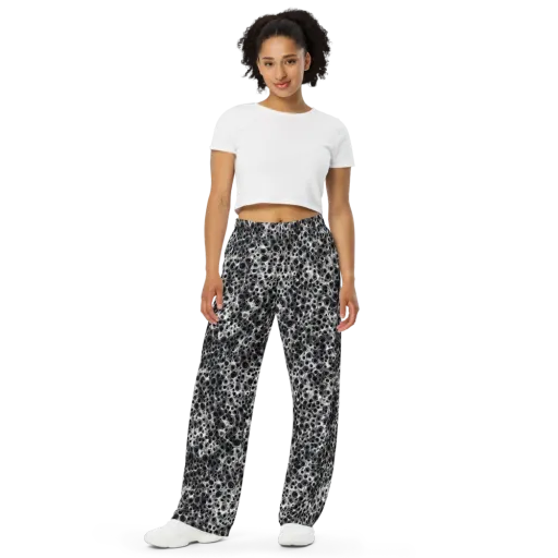 Liquid Metal Maze on a Wide-Leg Pants