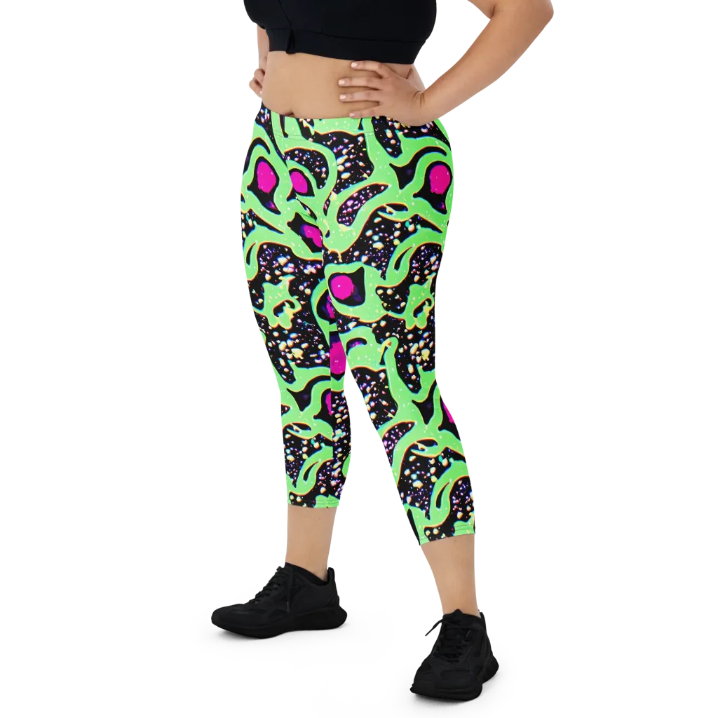 Ultraviolet Oasis on Capri Leggings — Front