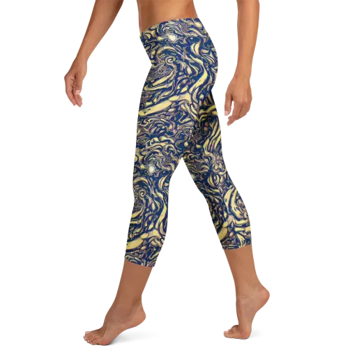 Ultramarine Flow on a Capri Leggings