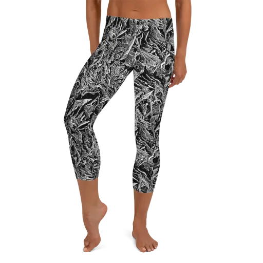 Noir Tendrils on a Capri Leggings