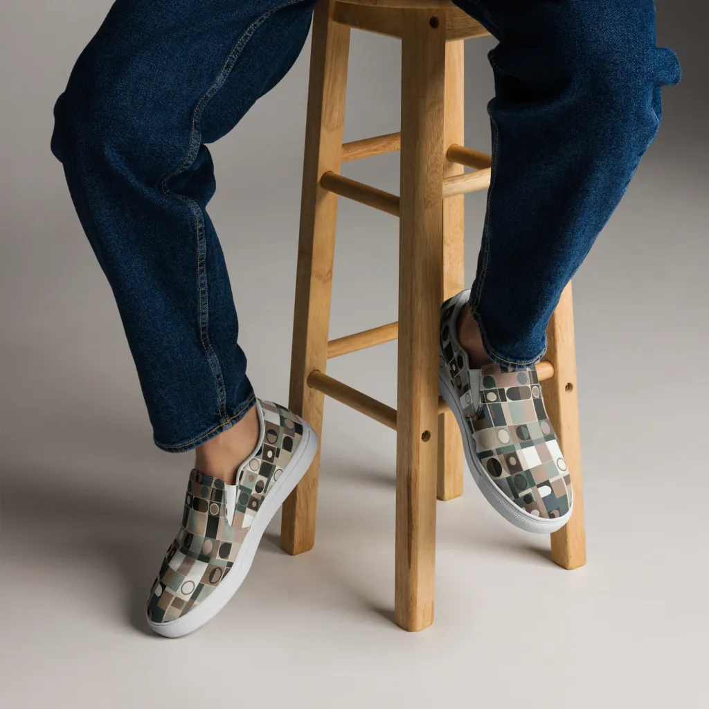 Velvet Modulation on Men's Slip-On Canvas Shoes — Front