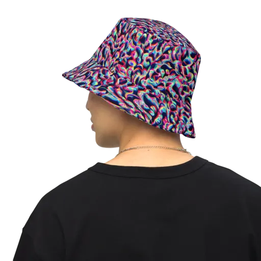 The Chromatic Wave on a Reversible Bucket Hat