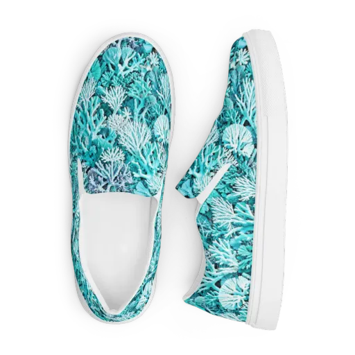 Aqua Coral Garden on a Men's Slip-On Canvas Shoes