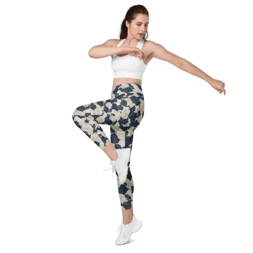 Midnight Conch on a Leggings with Pockets