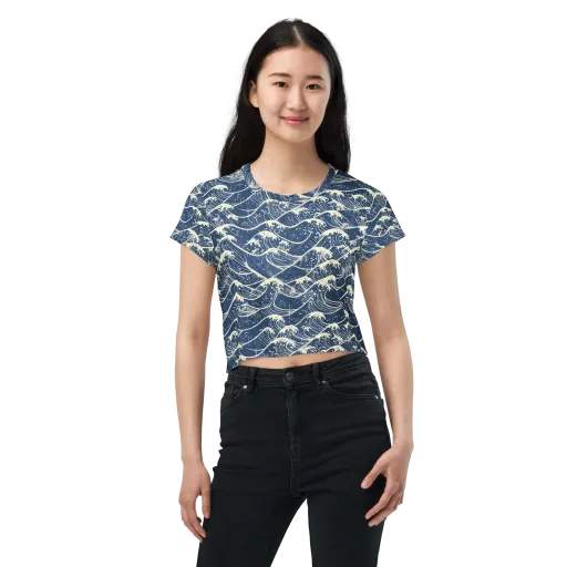 Ukiyo Wave on a Crop Tee