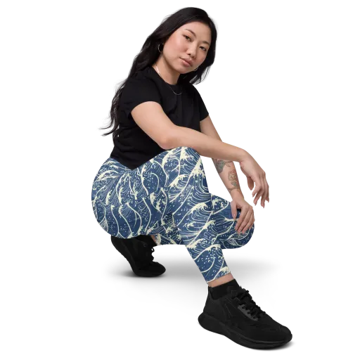 Ukiyo Wave on a Leggings with Pockets