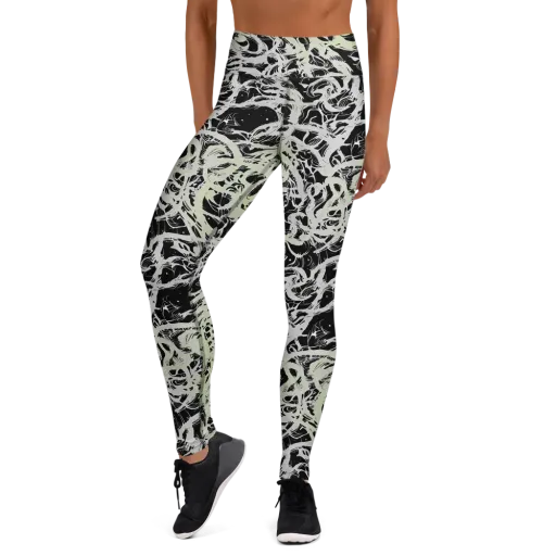 Fossil Current on a Yoga Leggings