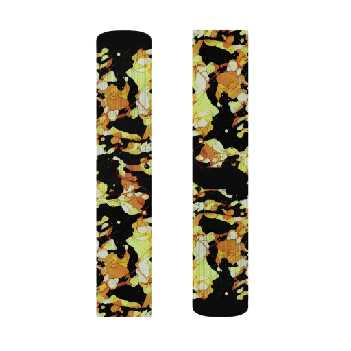 Saffron Orbit on a Socks