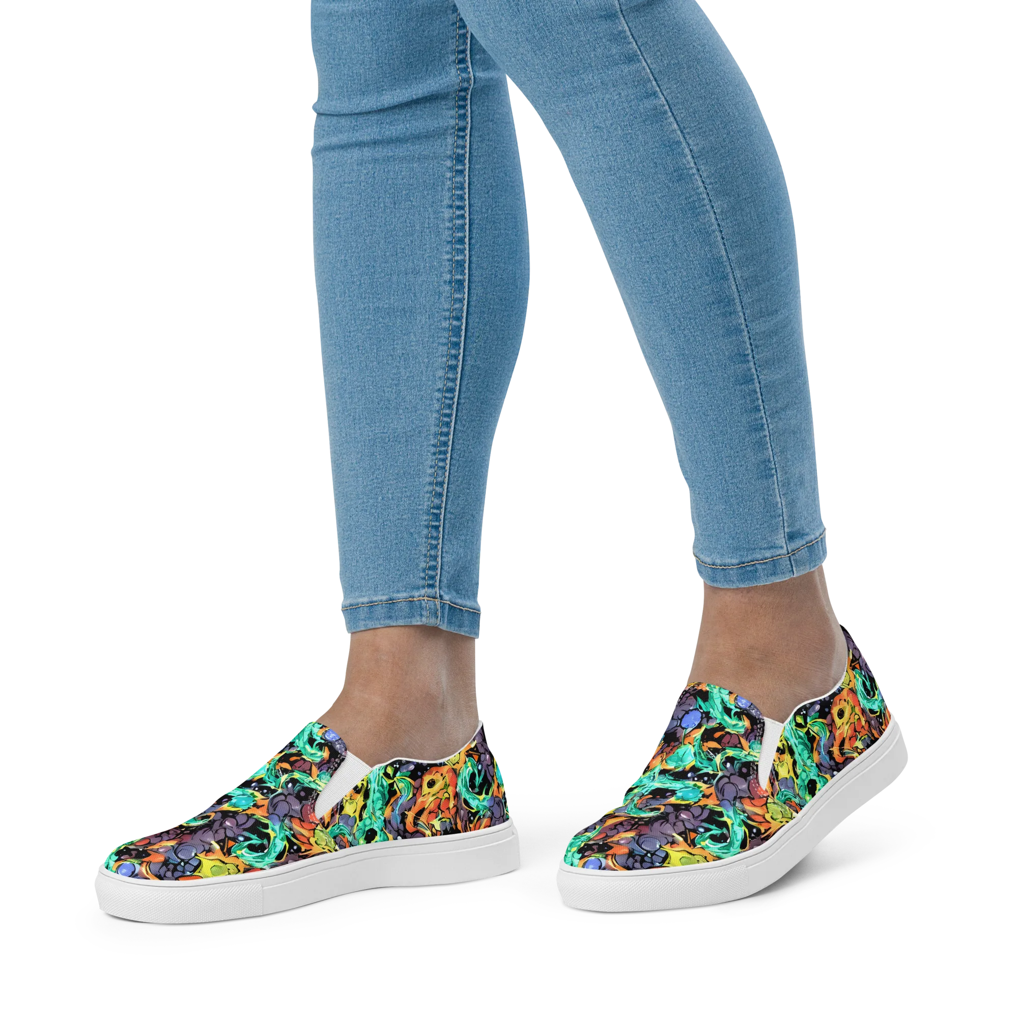 Reactor Bloom on Women's Slip-On Canvas Shoes — Front