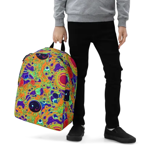 Infinite Tangle on a Minimalist Backpack