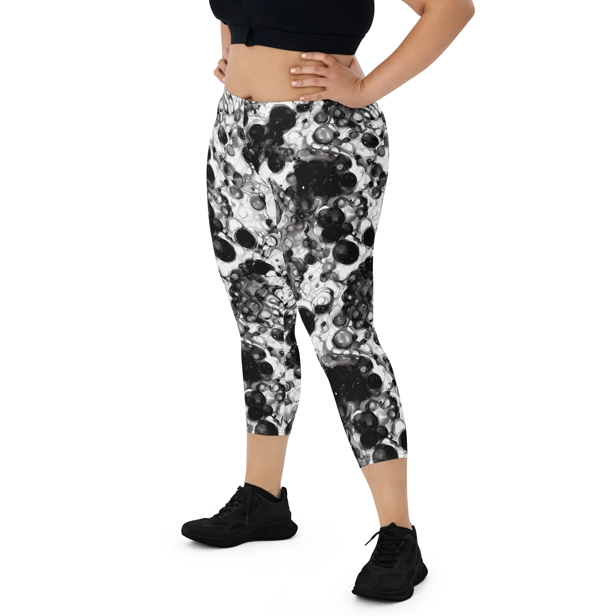 Eclipse Garden on Capri Leggings — Front
