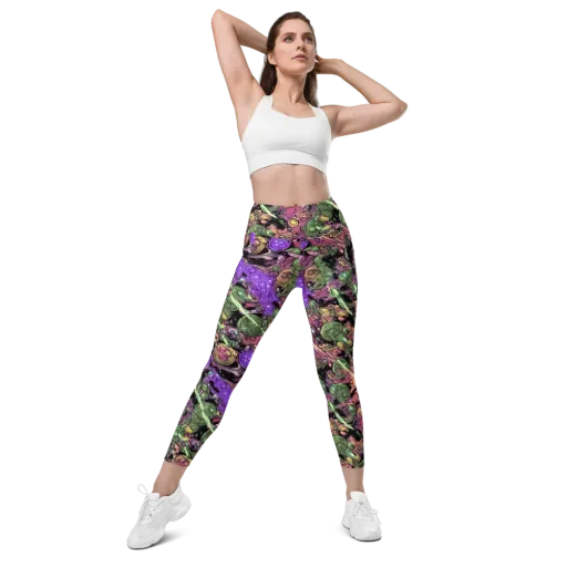 Violet Organica on a Leggings with Pockets