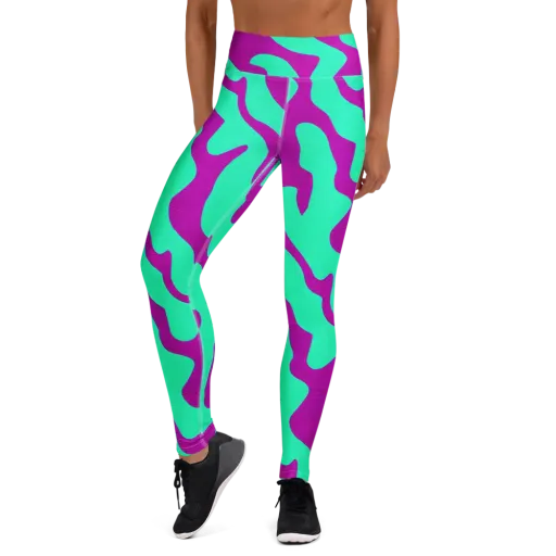 Aqua Voltage on a Yoga Leggings