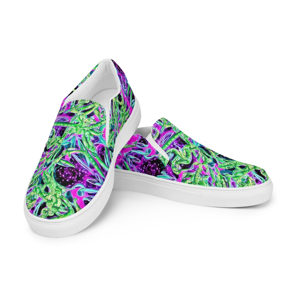 Cosmic Geckos on Men's Slip-On Canvas Shoes — Left Front