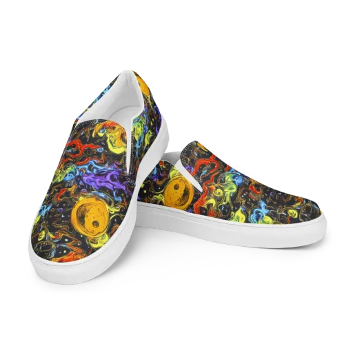 Ultraviolet Ocean on a Women's Slip-On Canvas Shoes
