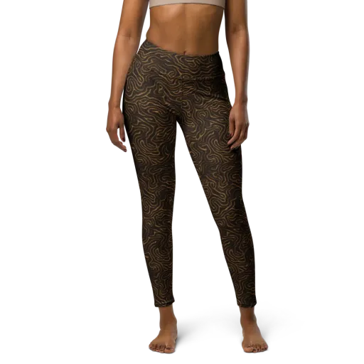 Amber Maze on a Yoga Leggings