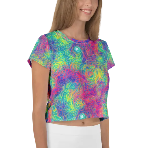 Mosaic Current on a Crop Tee