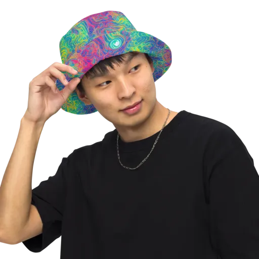 Mosaic Current on a Reversible Bucket Hat