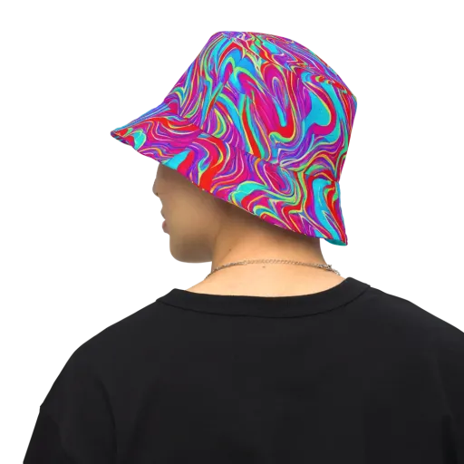 Rainbow Turbulence on a Reversible Bucket Hat