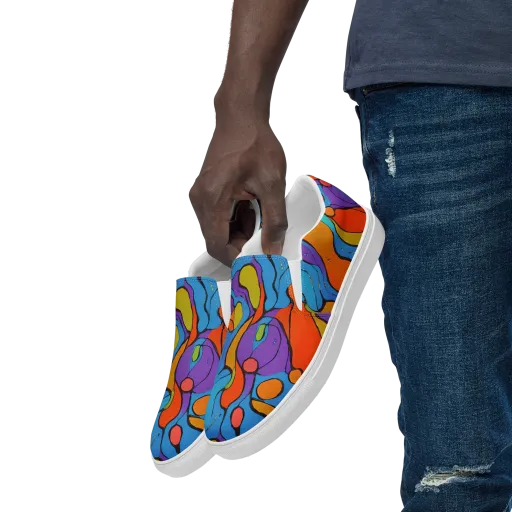 Kaleidoscope Bloom on a Men's Slip-On Canvas Shoes