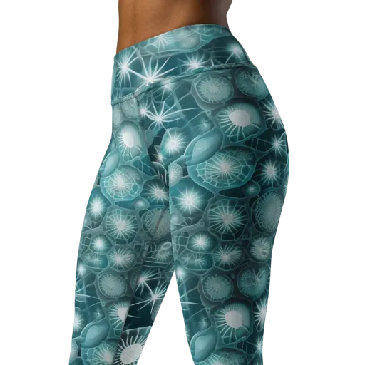 Aqua Lattice on a Yoga Leggings
