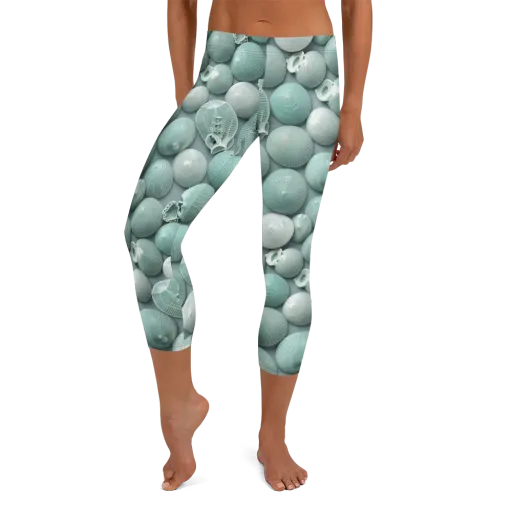 Minted Seashells on a Capri Leggings