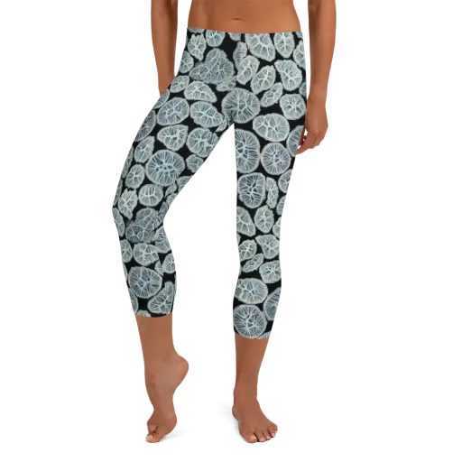 Frosted Citrus on a Capri Leggings