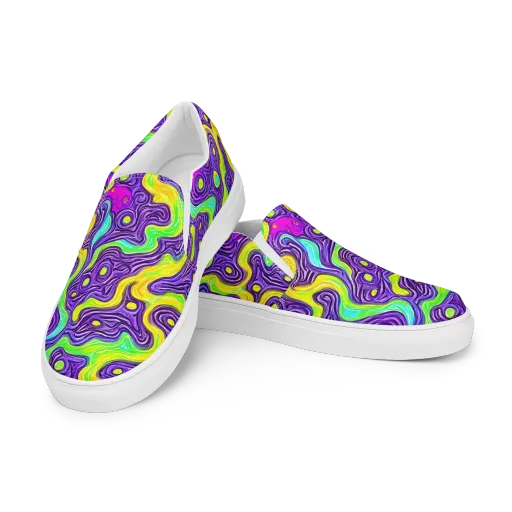 Psychedelic Pulse on a Men's Slip-On Canvas Shoes