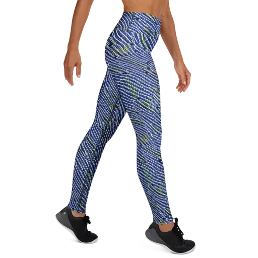 Indigo Current on a Yoga Leggings