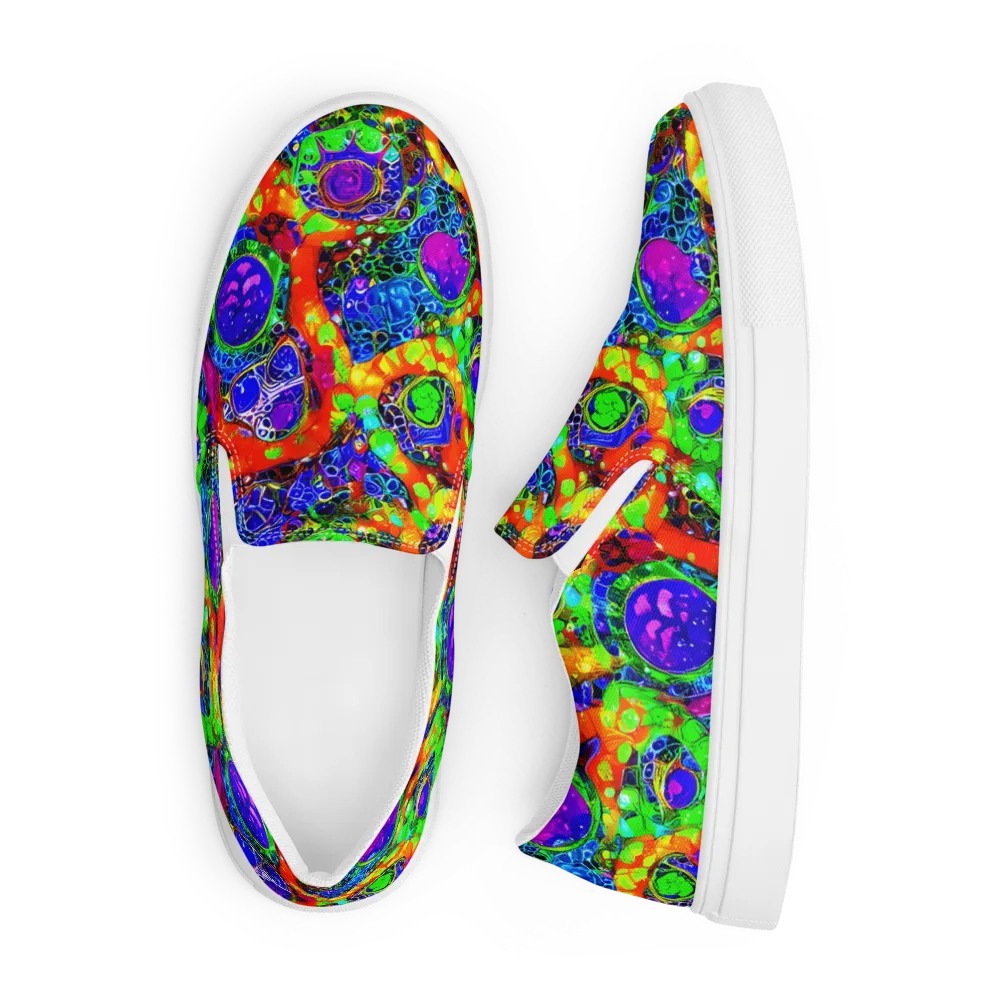 Vivid Labyrinth on Men's Slip-On Canvas Shoes — Front