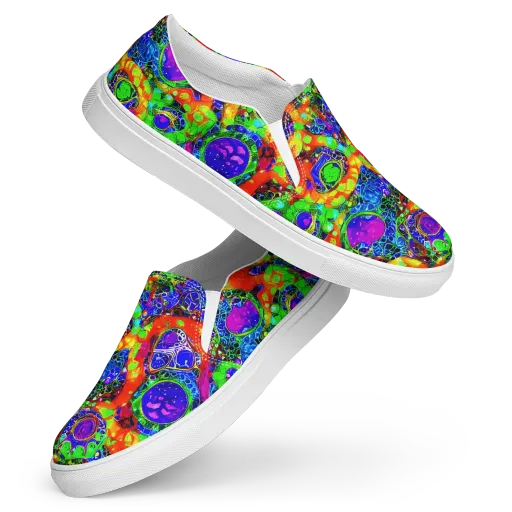 Vivid Labyrinth on a Women's Slip-On Canvas Shoes