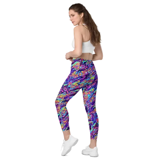 Luminous Melt on a Leggings with Pockets