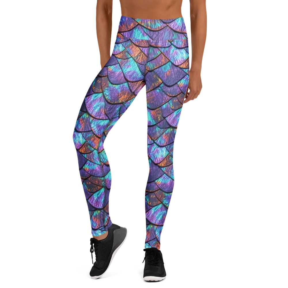 Aurora Scales on Yoga Leggings — Front