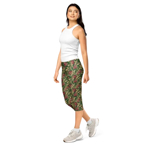 Emerald Rococo on a Capri Leggings
